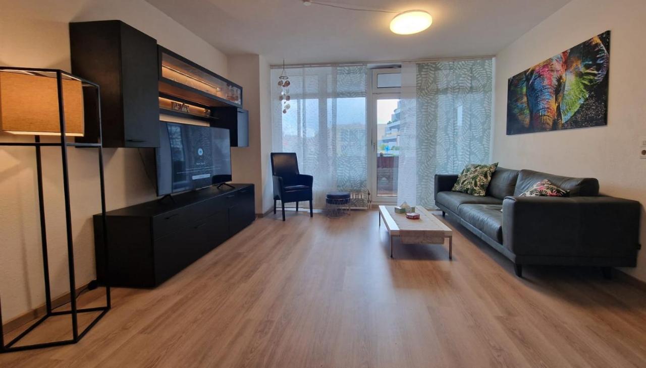 Hafenperle Ferienwohnung Am Alten Stadthafen In Oldenburg - Zentrale City Lage Eksteriør bilde